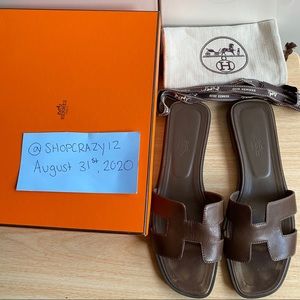 Hermès Oran sandals in Dark Grey size Eu 40